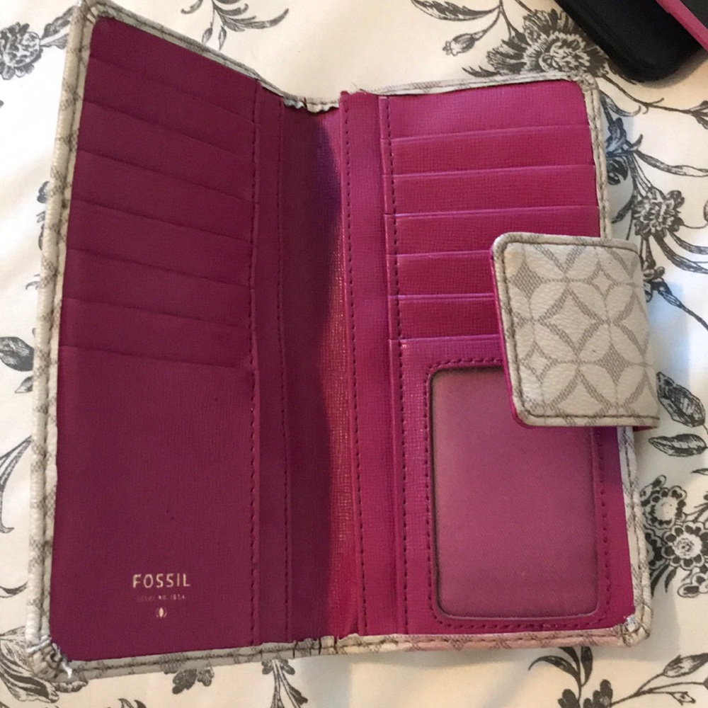 Fossil Wallet - Picture 2 of 2